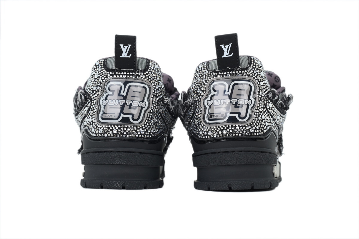 LOUIS VUITTON Blackwater Diamond