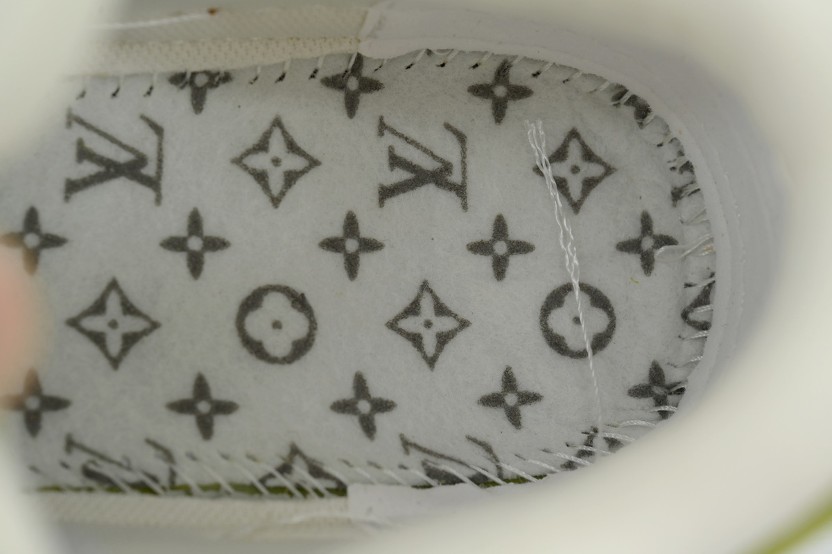 LOUIS VUITTON LV Skate Sneaker Green White