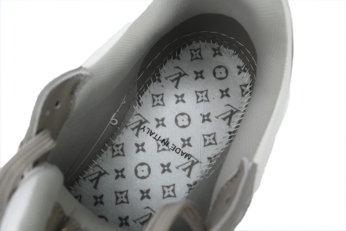 Louis Vuitton Trainer Grey White