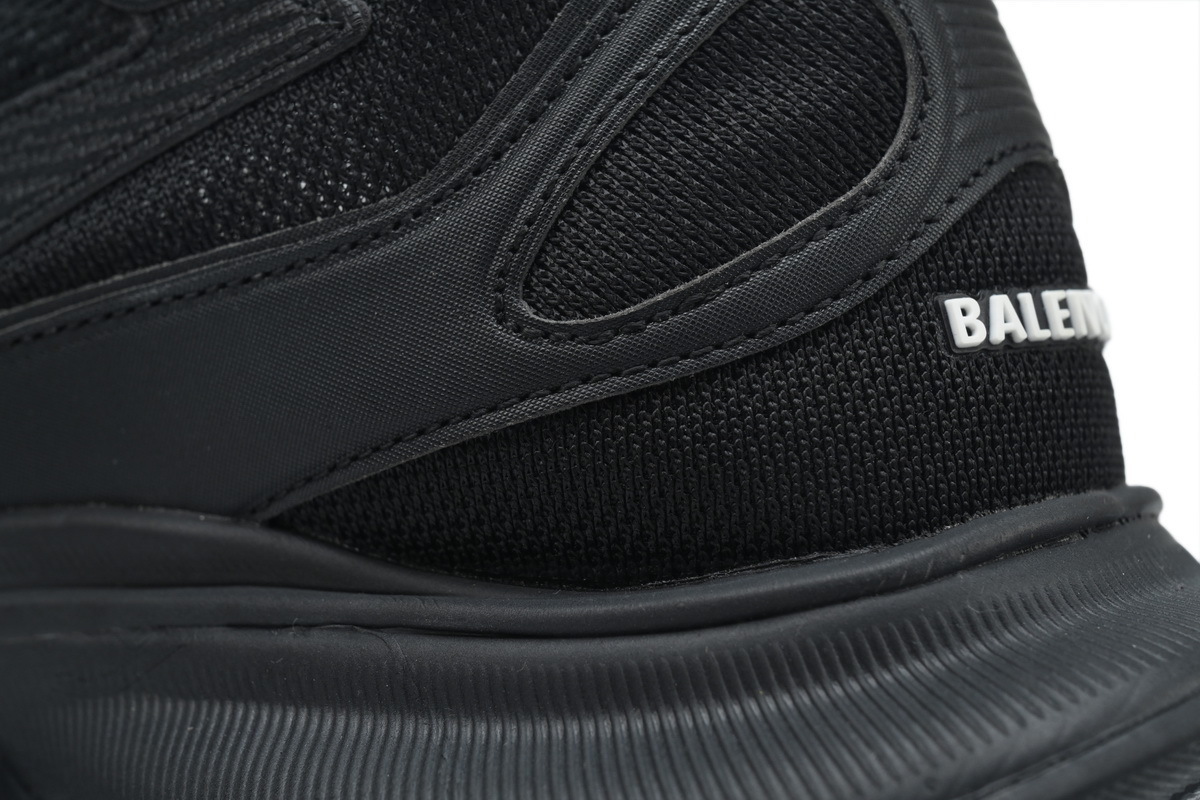 Balenciaga Circuit Sneaker 'Worn-Out - Black'3 793944 WFLGY 1000