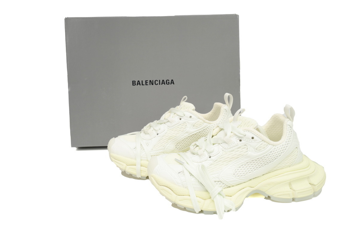 Balenciaga Luminous white 734731 W3XLG 9001