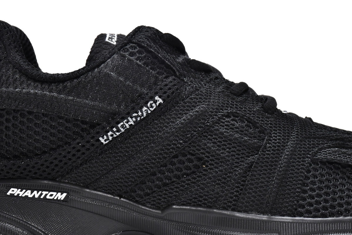 Balenciaga Phantom Sneaker Black 679339 W2E92 1000