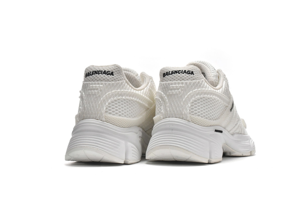 Balenciaga Phantom Sneaker White 679339 W2E92 9000