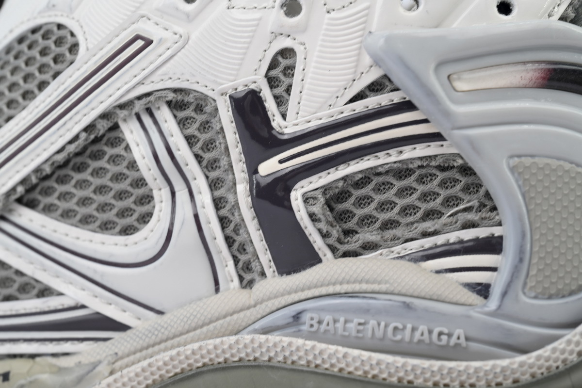 Balenciaga Runner Grey Brown 772774 W3RMU 2000