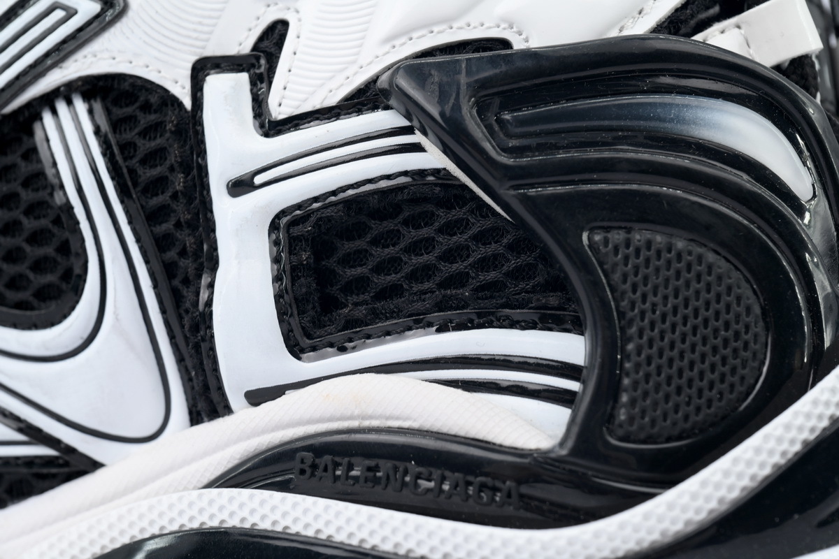 Balenciaga Runner White Black 772774 W3RMU 9010