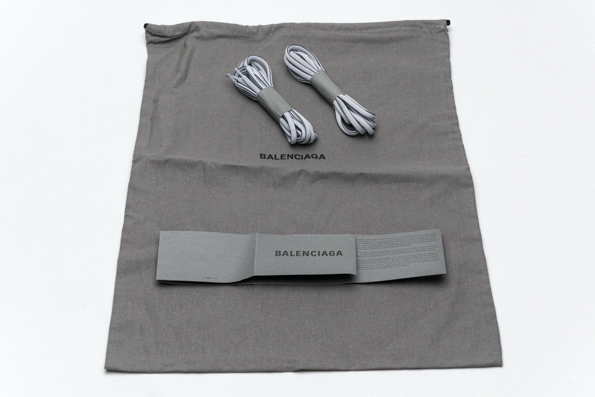 Balenciaga Tess S.Black White 542436 W3AC1 9010