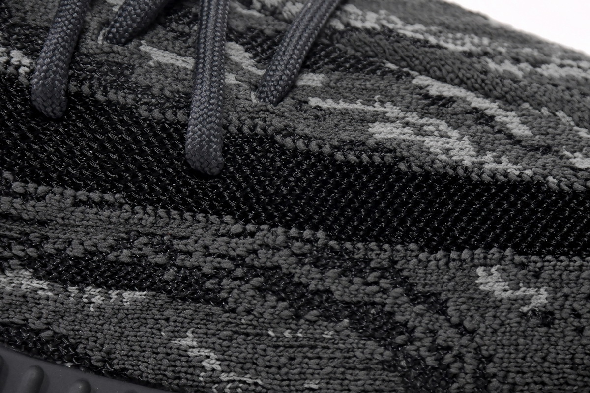 adidas Yeezy 350 V2 Dark Salt ID4811