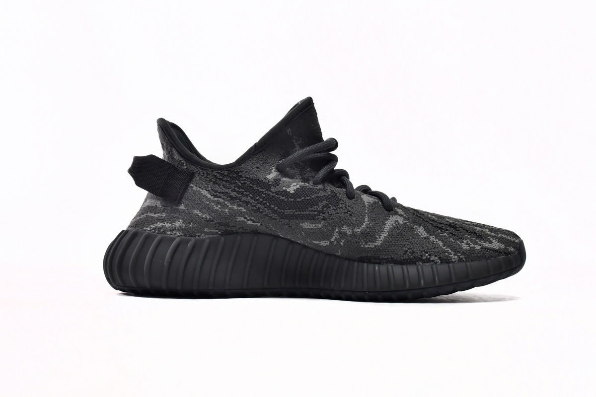 adidas Yeezy 350 V2 Dark Salt ID4811