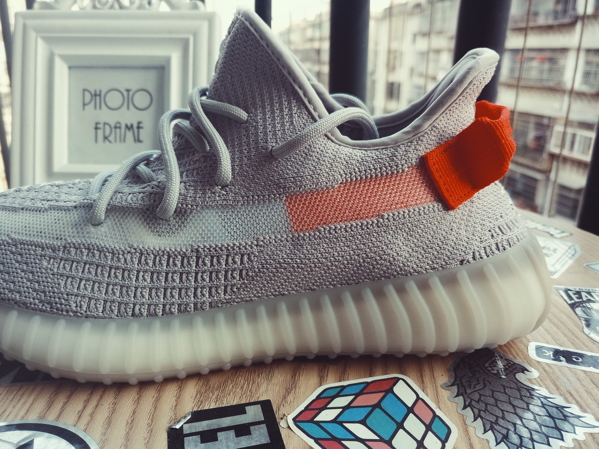 adidas Yeezy Boost 350 V2 “Tail Light”Real Boost FX9017