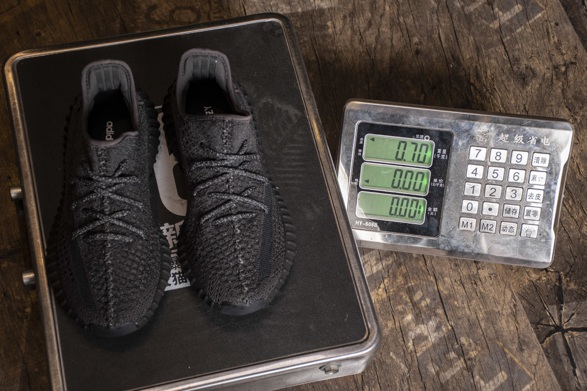 Adidas Yeezy Boost 350 V2 Black Reflective FU9007