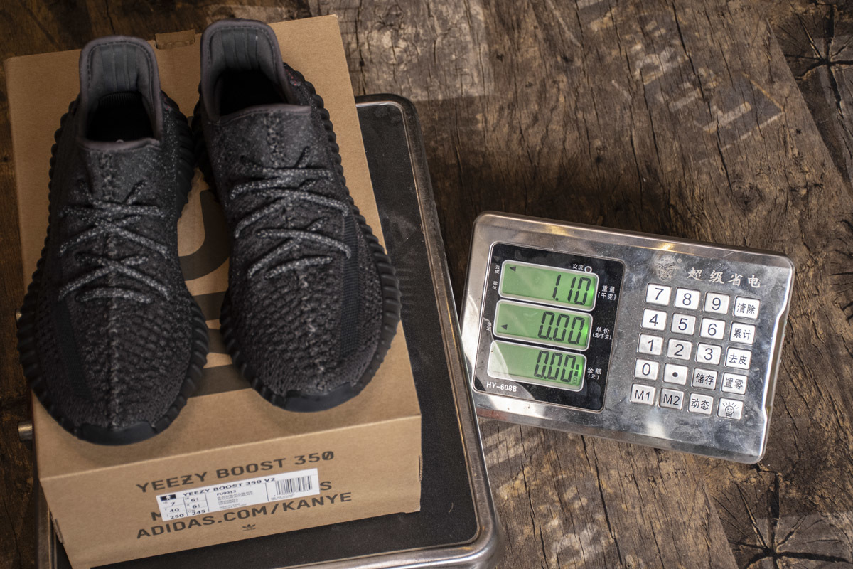 Adidas Yeezy Boost 350 V2 Black Reflective FU9007
