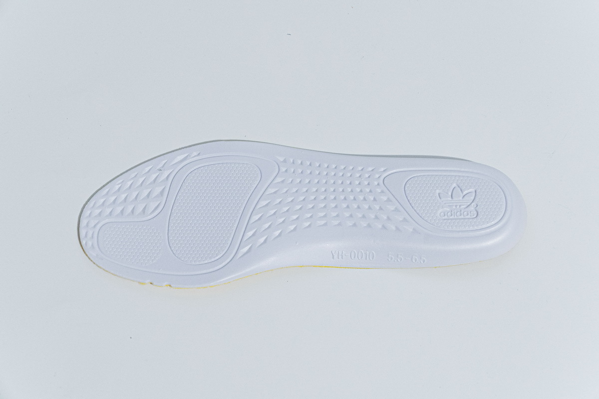 adidas Yeezy Boost 350 V2 GW2870