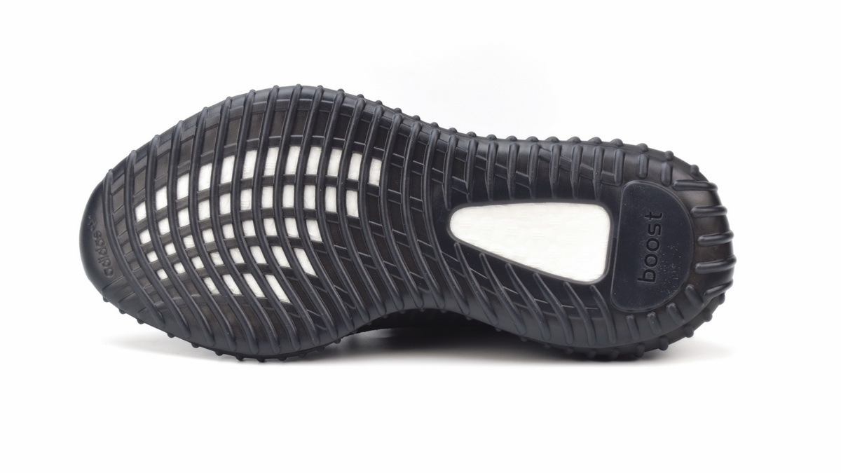 adidas Yeezy Boost 350 V2 Onyx HQ4540