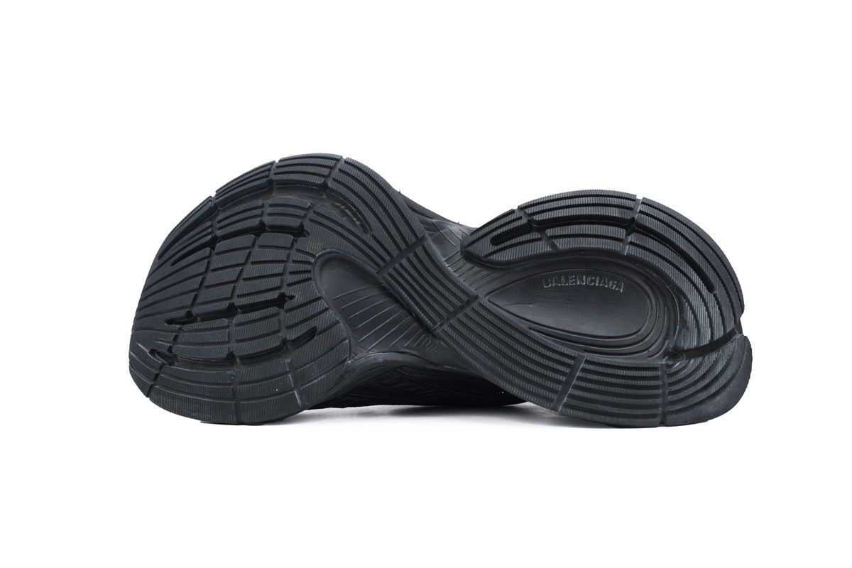 Balenciaga Circuit Black 793945 WFLGY 1000