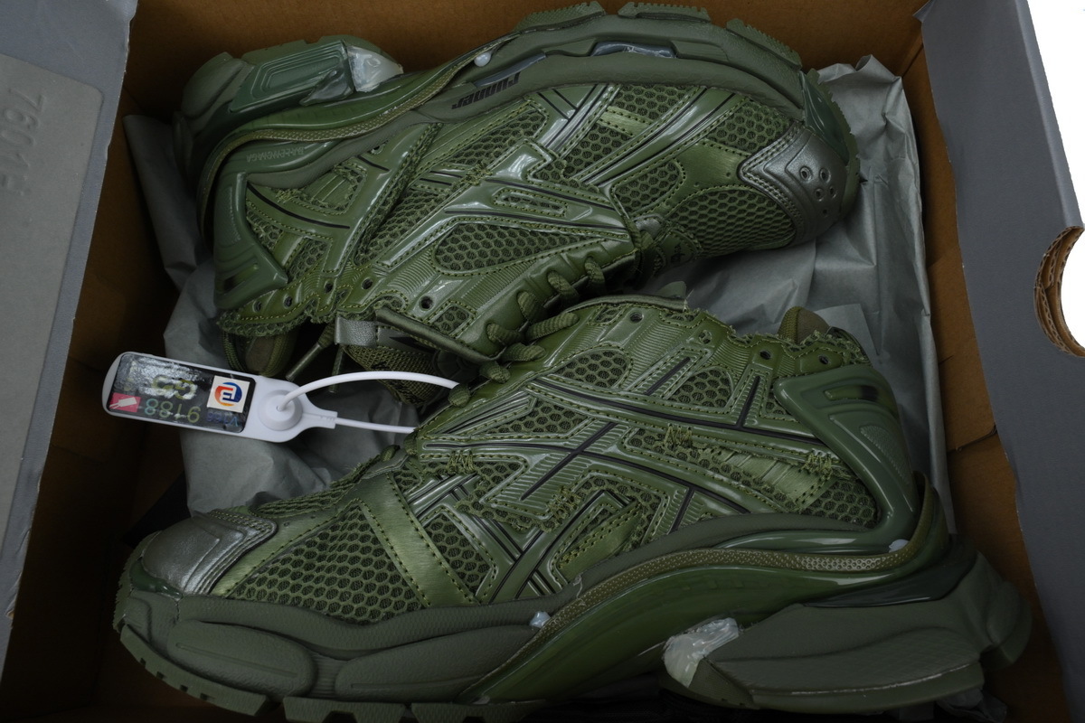 Balenciaga Runner Sneaker 'Dark Green' 677403 W3RB1 3031