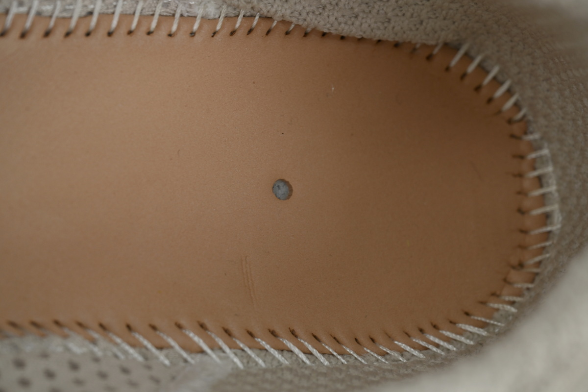 Balenciaga Wmns 3XL Sneaker 'Worn-Out - Beige' 734731 W3XDC 2002