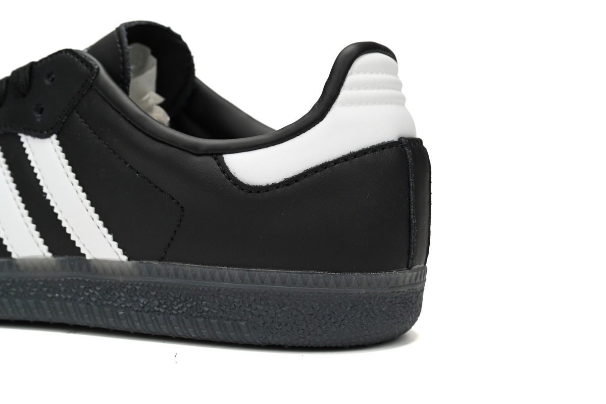 Adidas Originals Samba Vegan /OG Black And White Characters ID7339
