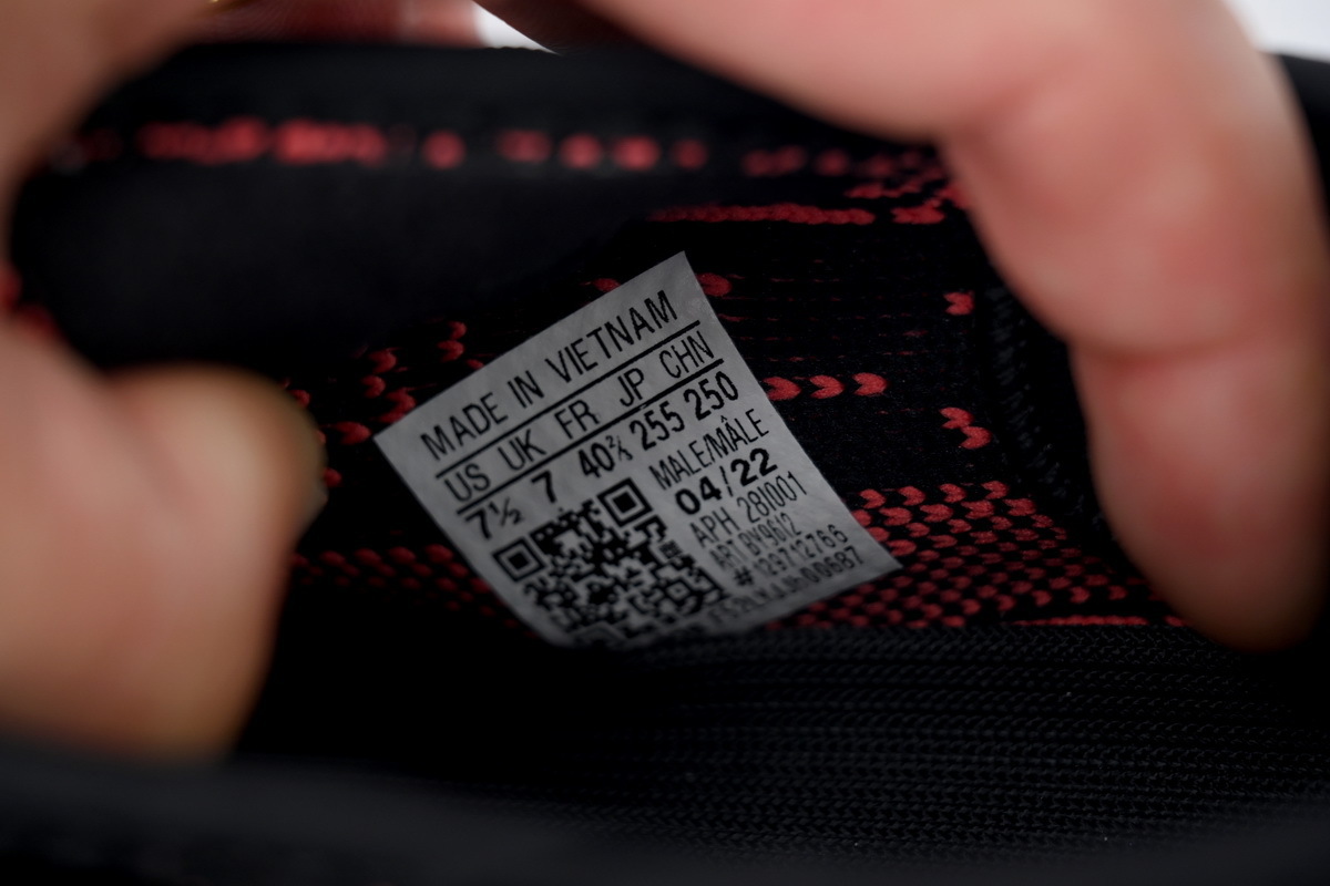 Adidas Yeezy Boost 350 V2 Core Black/Red 350 BY9612