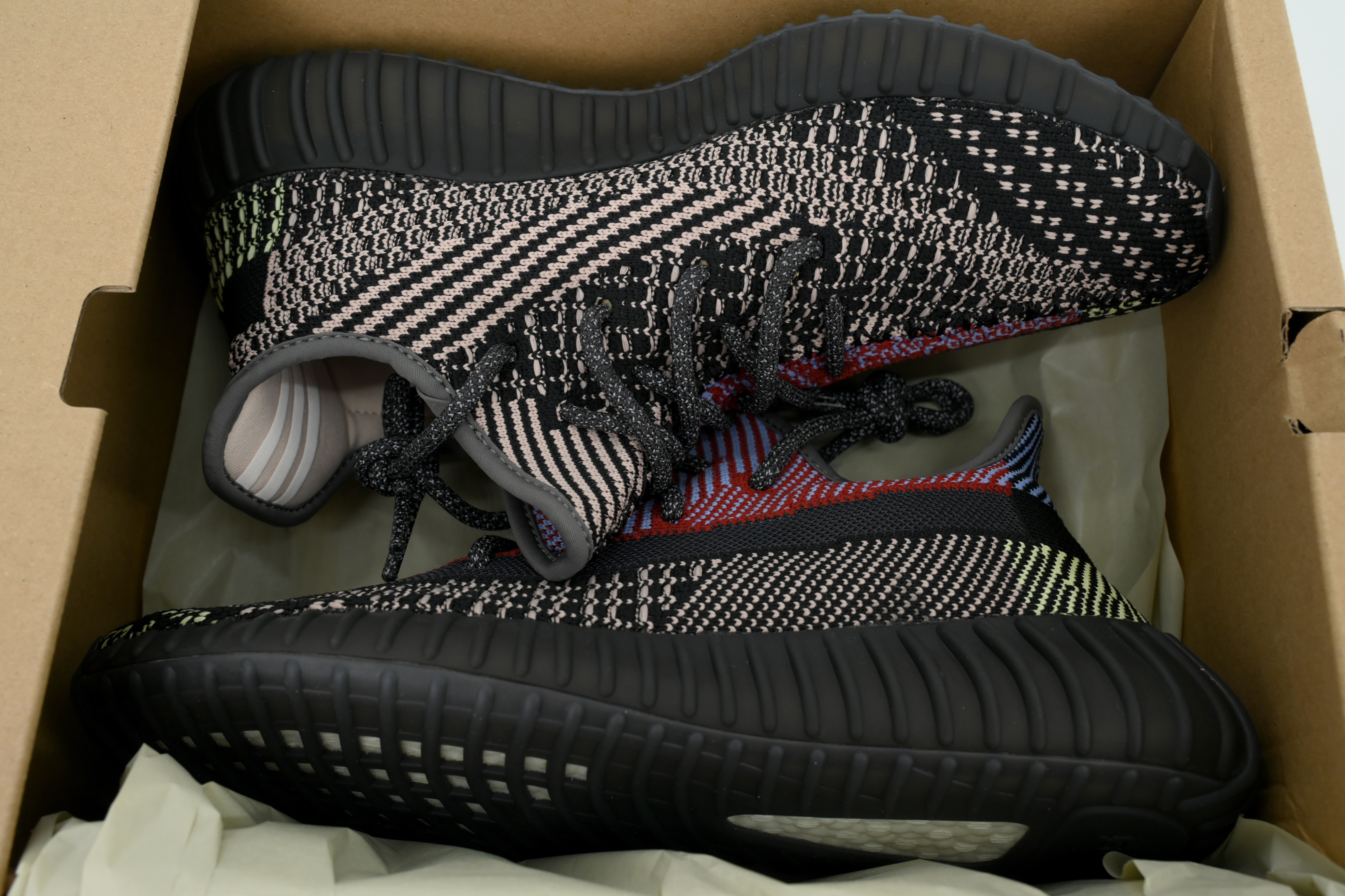 Adidas Yeezy Boost 350 V2 Yecheil 350 FW5190