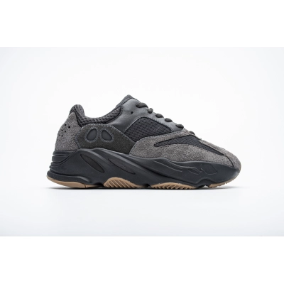 Adidas Yeezy Boost 700 "Utility Black" FV5304 02