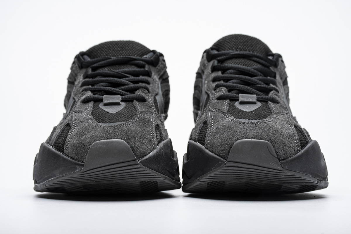 Adidas Yeezy Boost 700 V2 "Vanta" FU6684