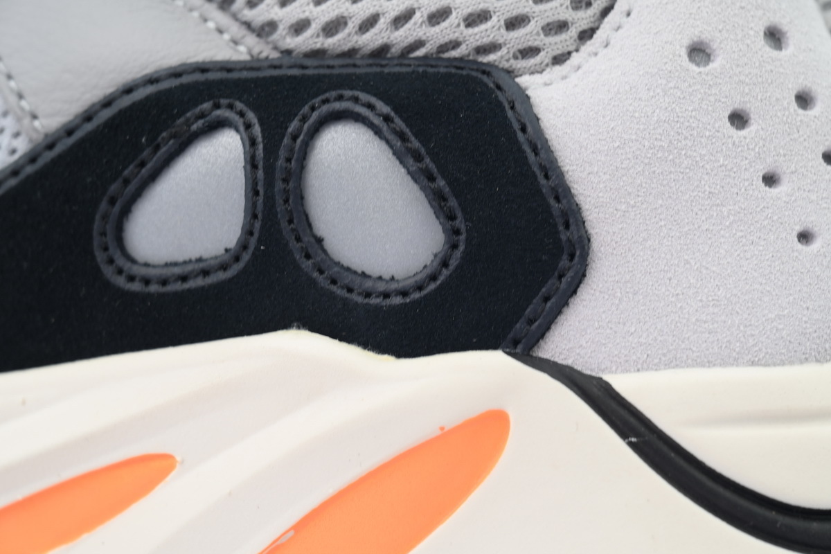 Adidas Yeezy Wave Runner 700 B75571