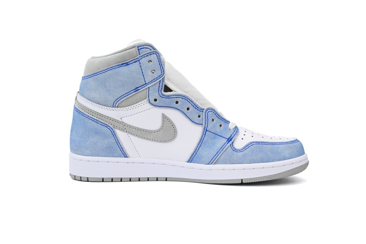 Air Jordan 1 High OG GS 'Wash North Carolina' 555088-402