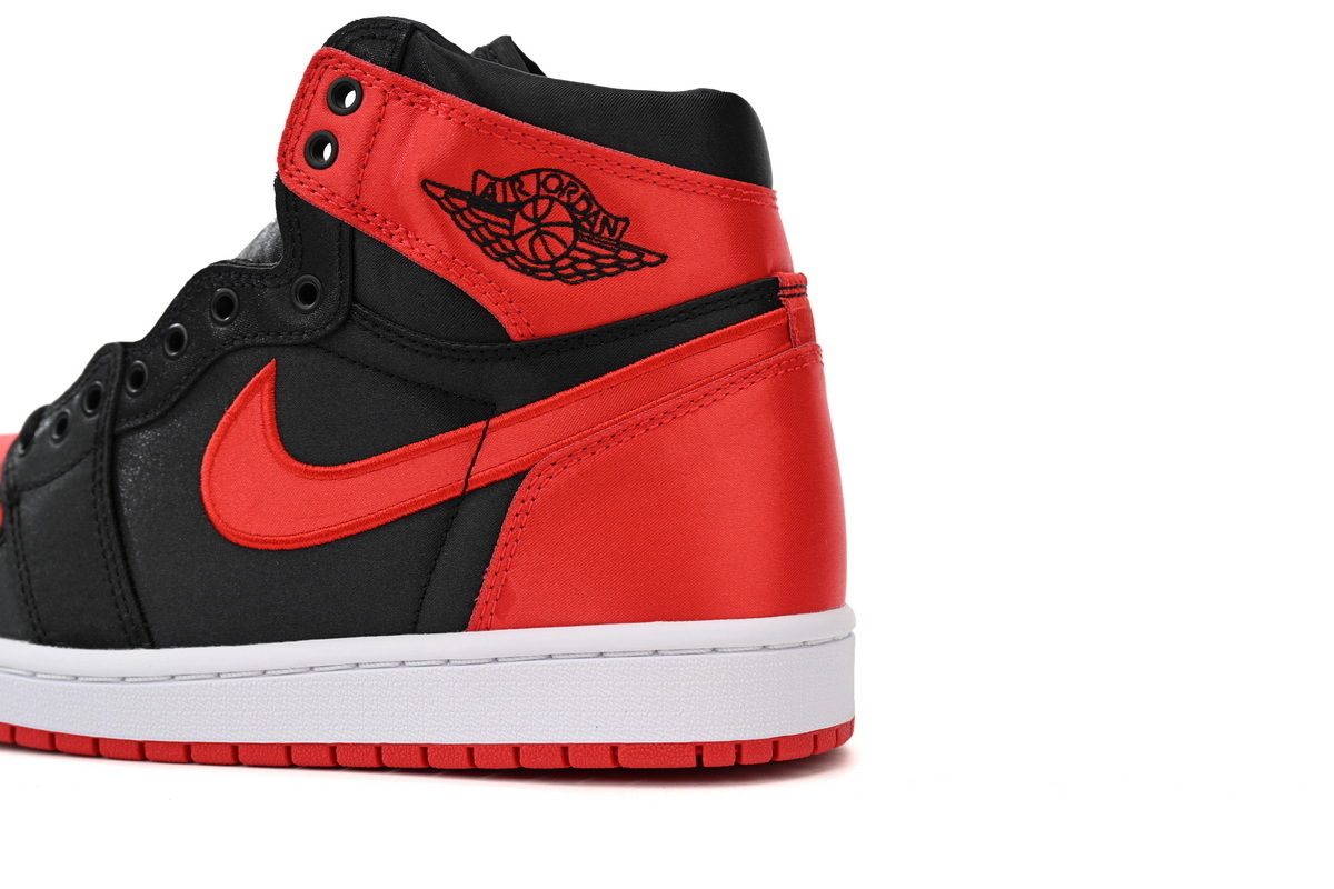 Air Jordan 1 High OG WMNS 'Satin Bred' FD4810-061