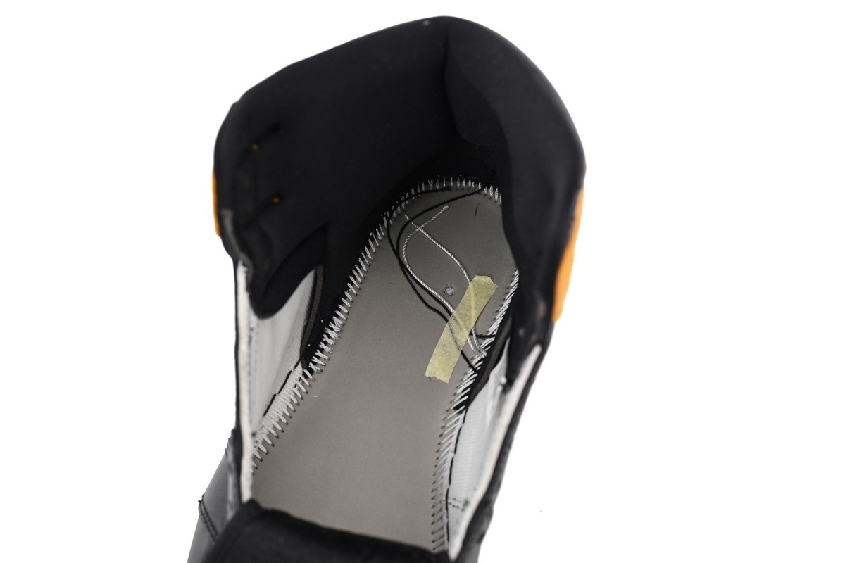 Air Jordan 1 Retro High OG 'Yellow Toe' 555088-711