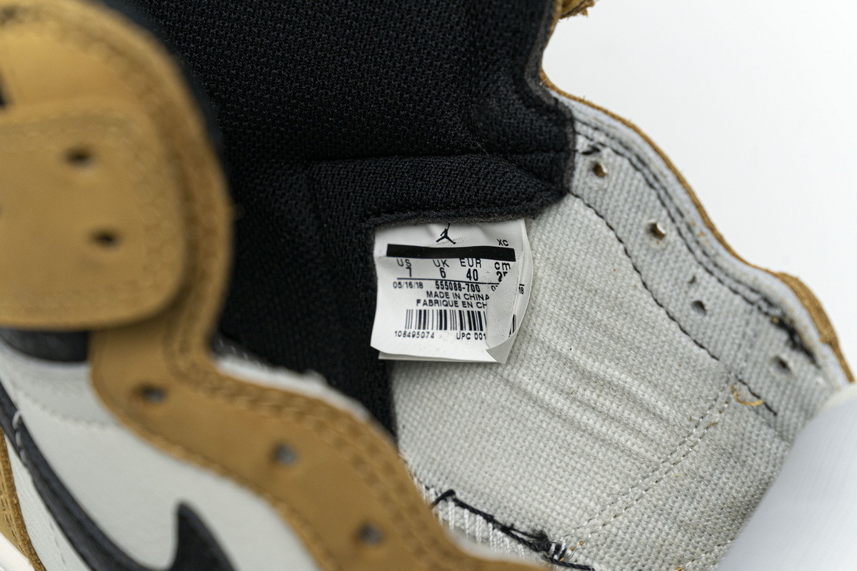 Air Jordan 1 Retro High OG Rookie of the Year 555088-700