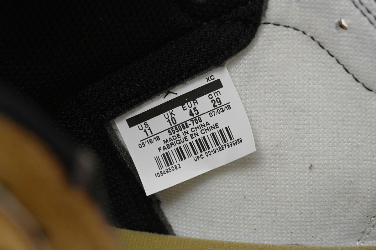 Air Jordan 1 Retro High OG Rookie of the Year 555088-700