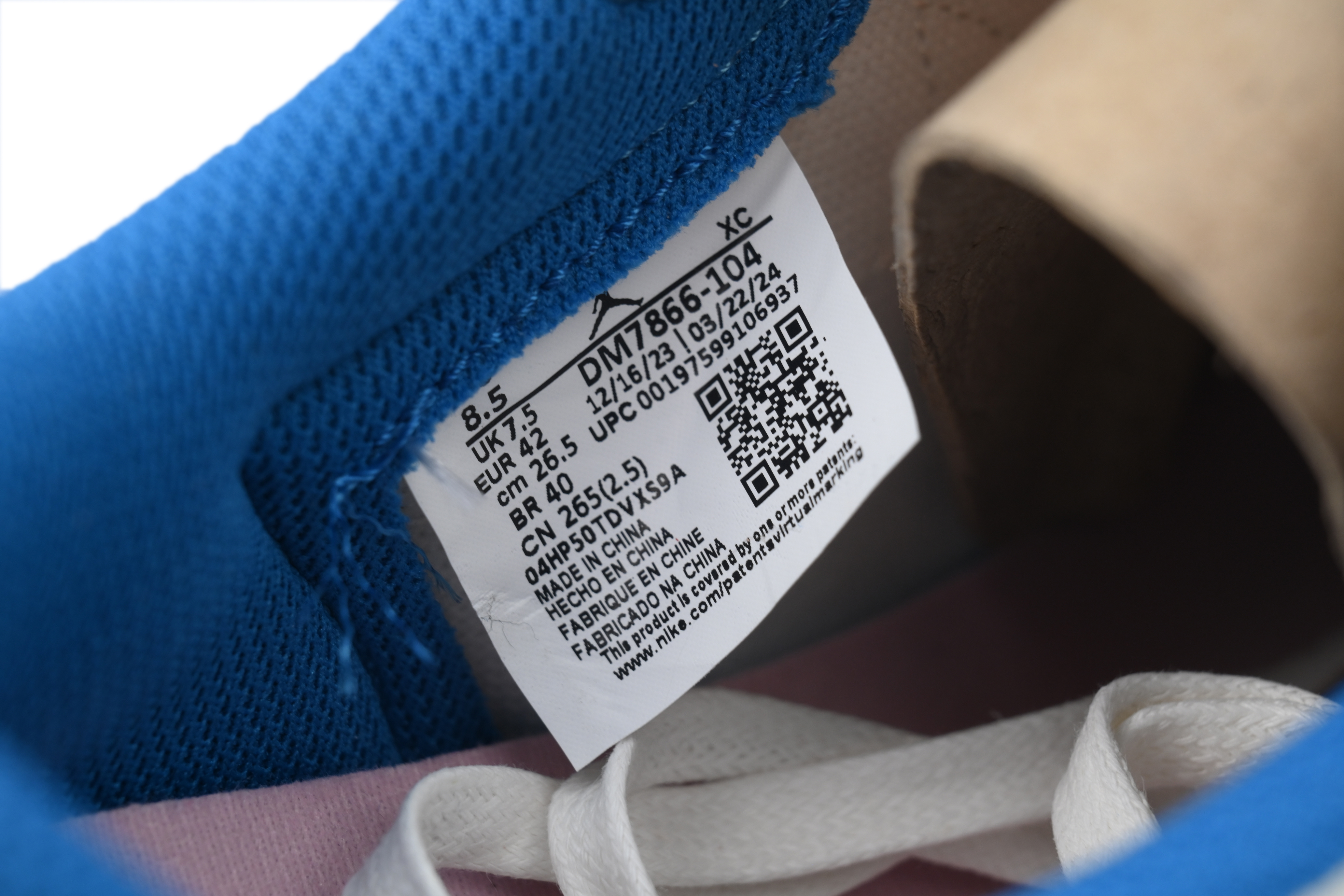 Fragment Design x Travis Scott x Air Jordan 1 Retro Low DM7866-104