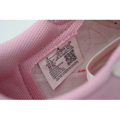 Travis Scott x Air Jordan 1 Low Hot Powder Pouring IQ7604-101 02