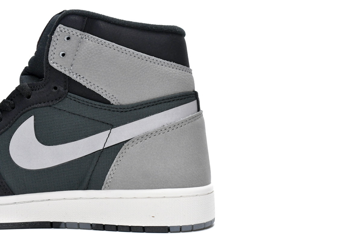 Air Jordan 1 'Gray Hook' DB2889-001