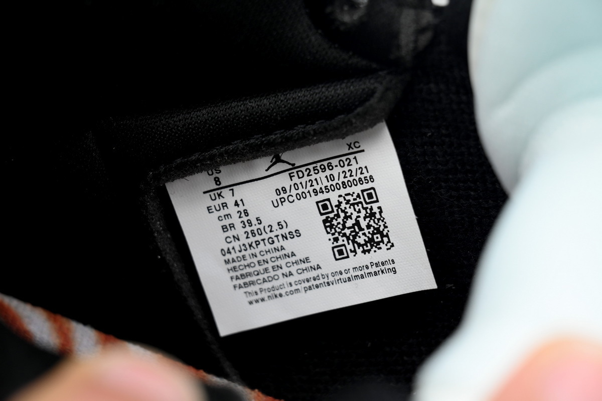 Air Jordan 1 High OG WMNS 'Latte' FD2596-021