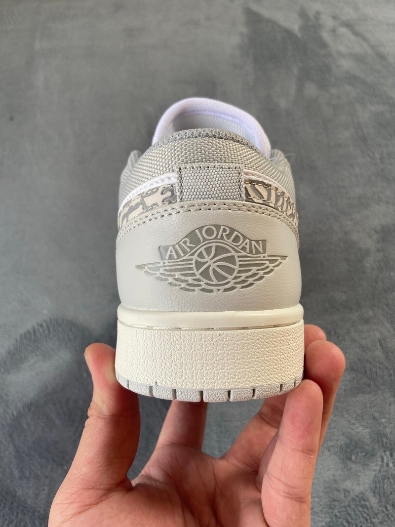 Air Jordan 1 Low 'Elephant Print' DH4269-100
