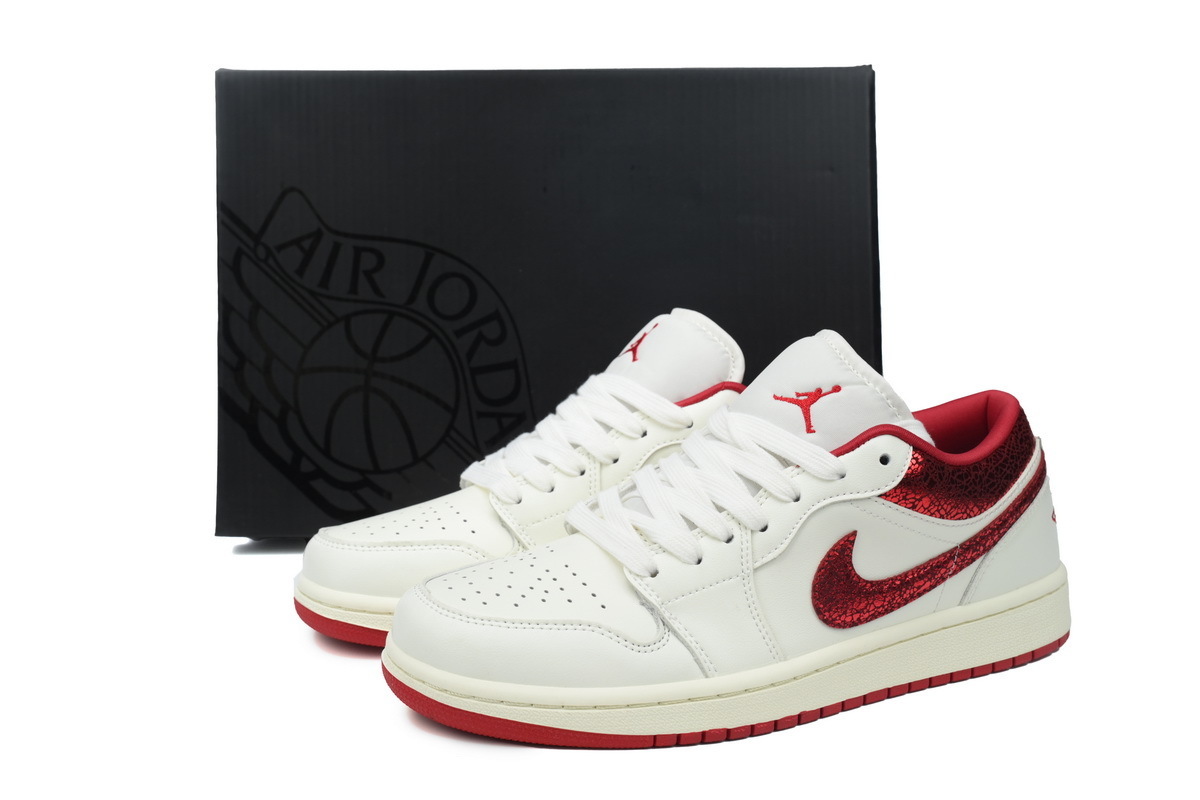 Air Jordan 1 Low 'Ruby' HJ9338-106