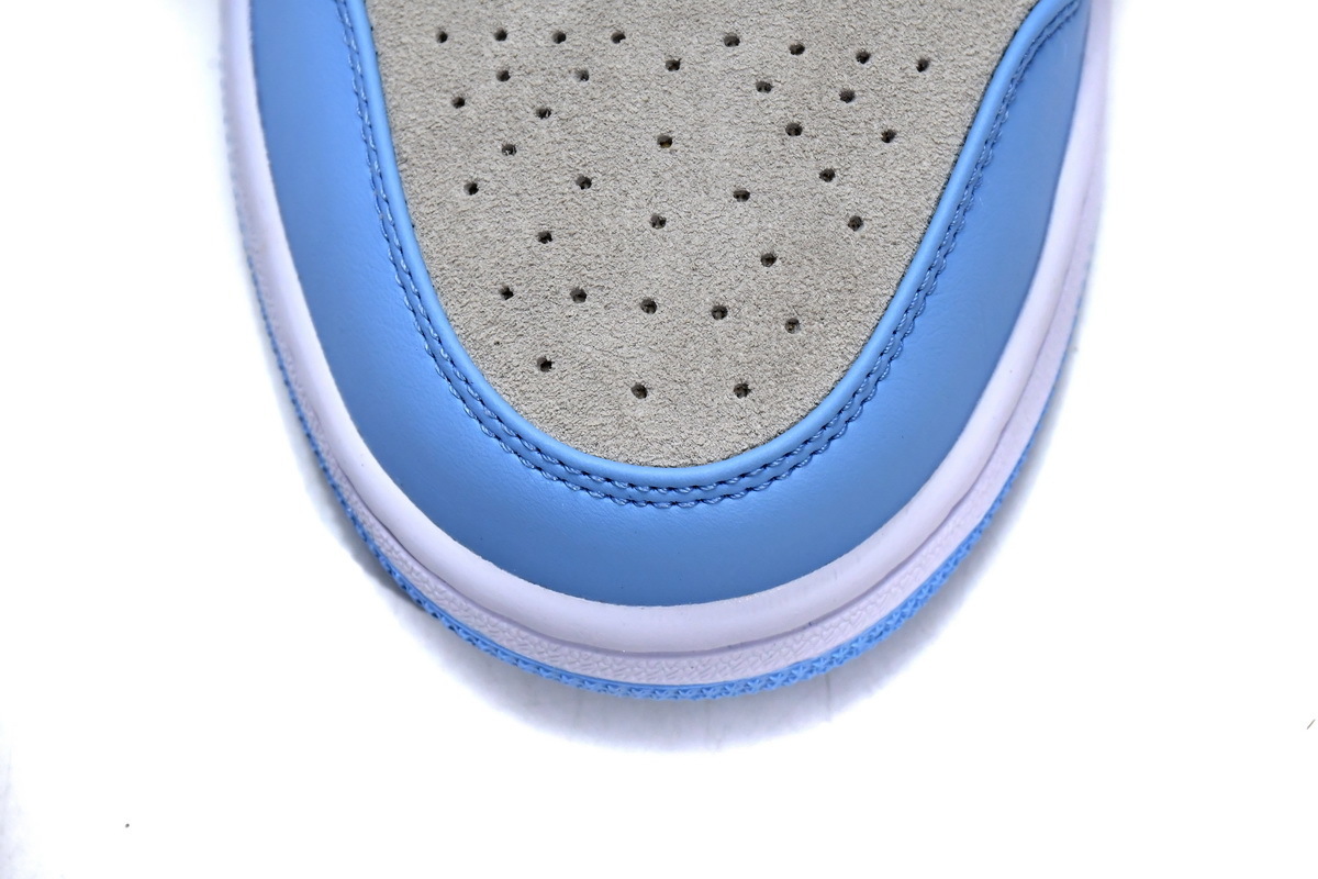 Air Jordan 1 Low 'University Blue' DC0774-050