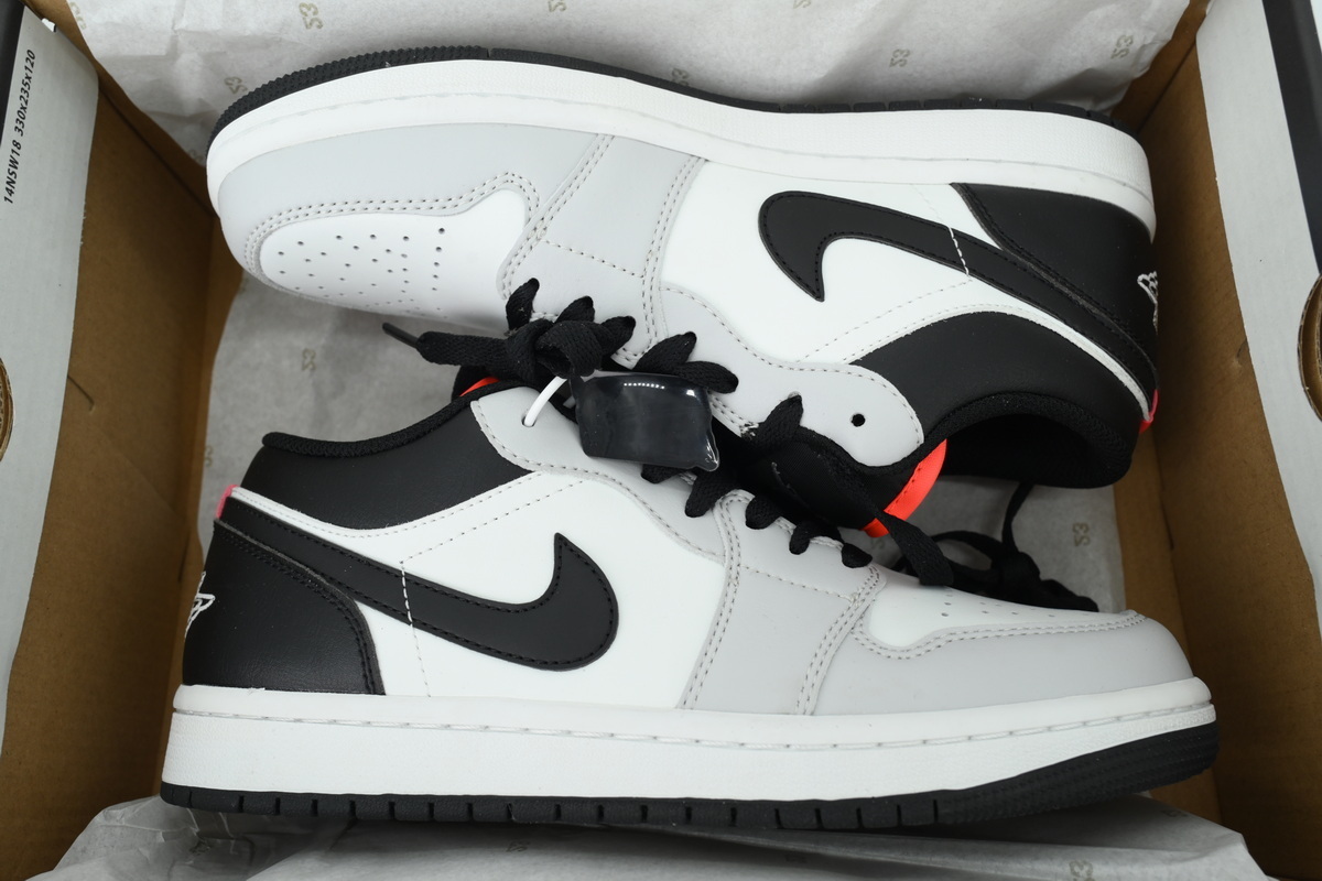 Air Jordan 1 Low GS 'Black Summit White' 553560-045