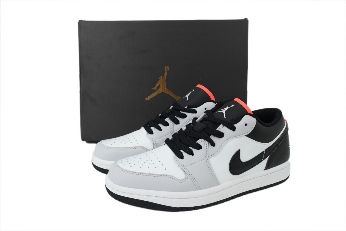 Air Jordan 1 Low GS 'Black Summit White' 553560-045