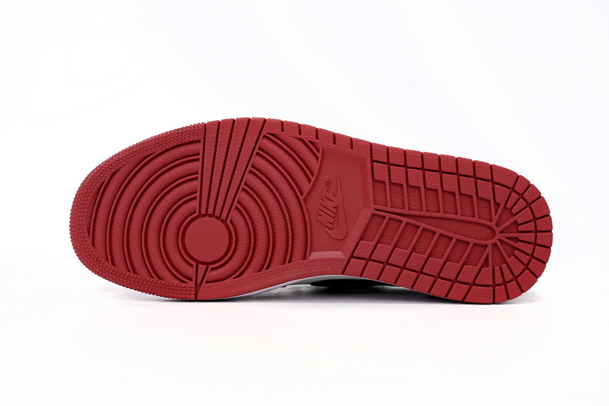 Air Jordan 1 Low OG 'Black Toe' CZ0790-106