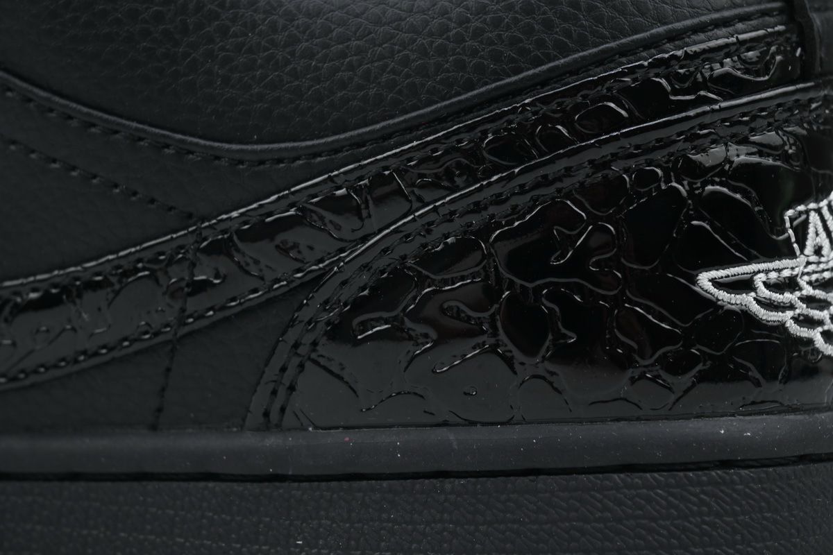 Air Jordan 1 Low SE 'Black Croc' HJ7443-010