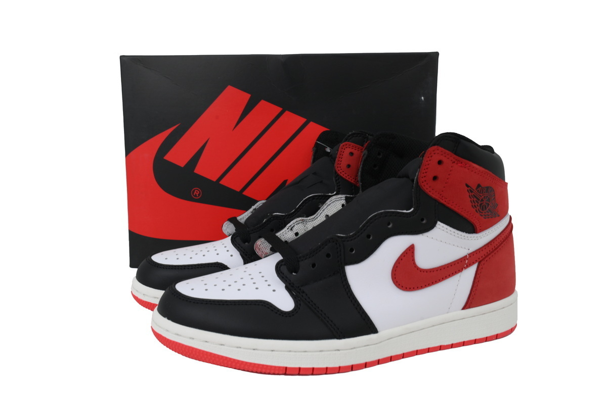 Air Jordan 1 Retro High OG 'Best Hand in the Game - Track Red' 555088-112