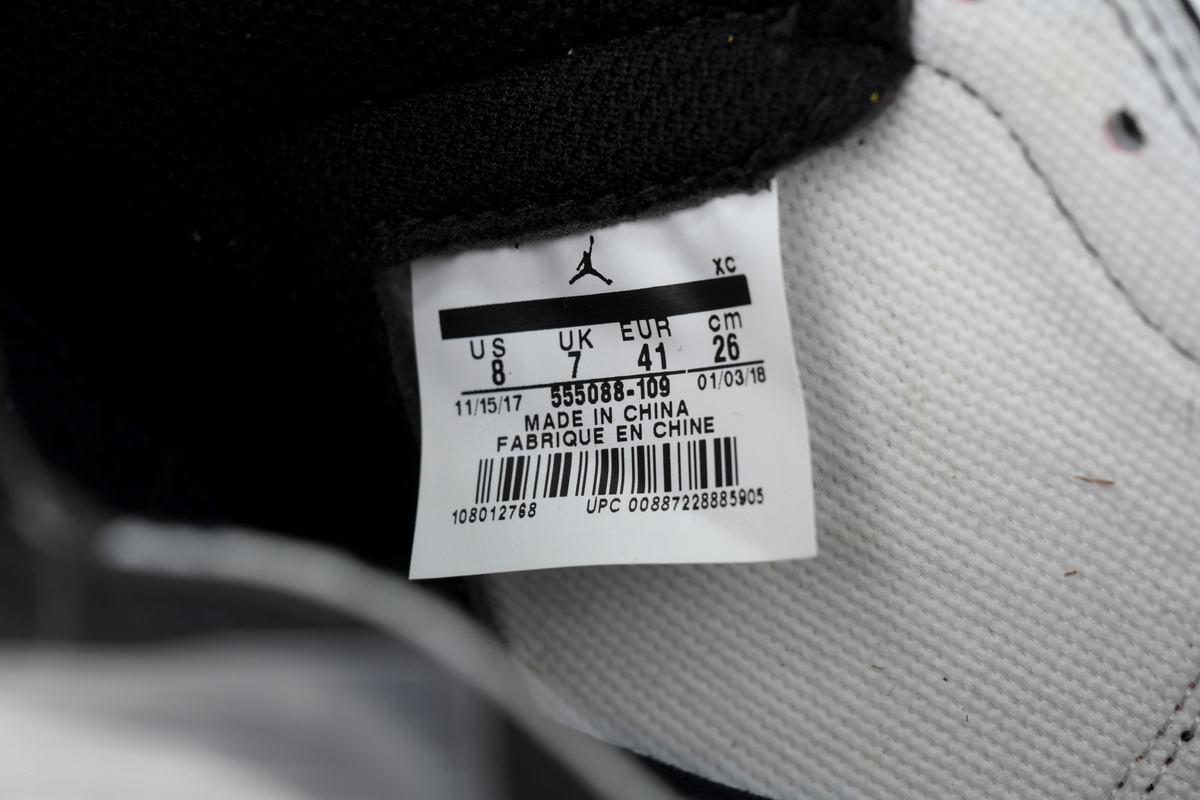 Air Jordan 1 Retro High OG 'Best Hand in the Game - Yellow Och 555088-109