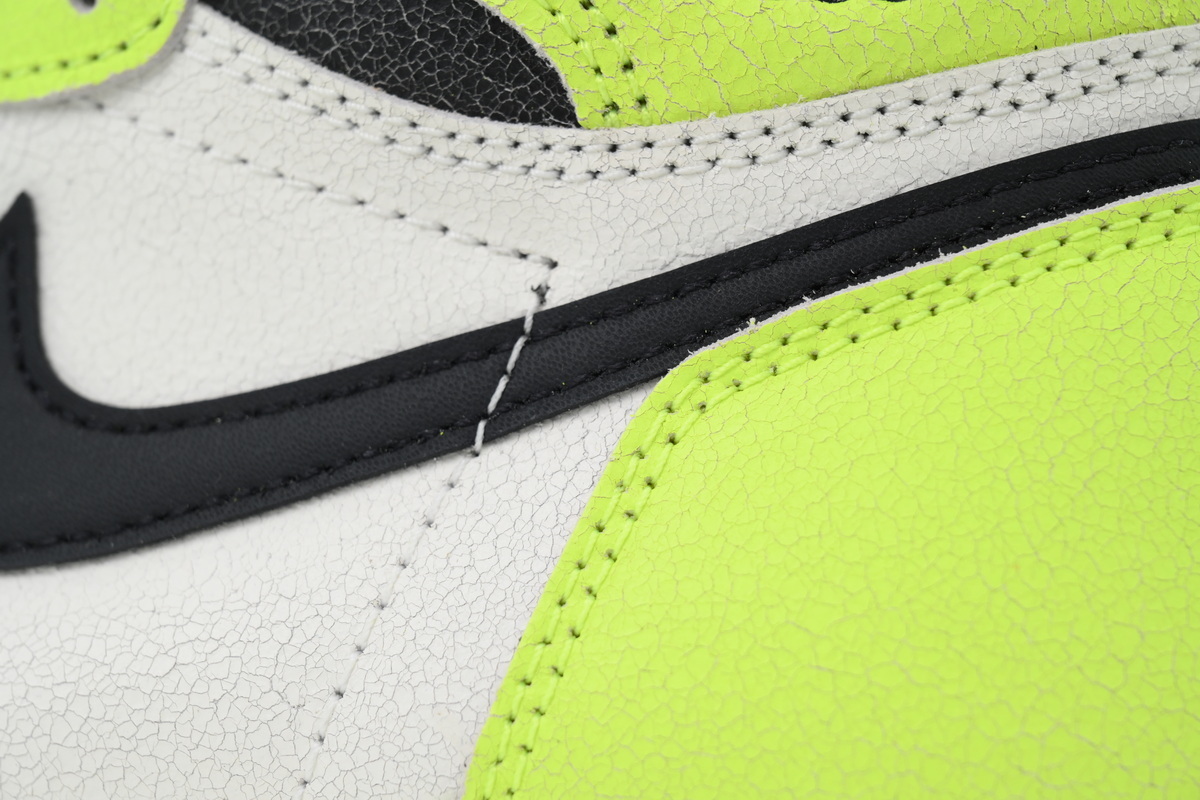 Air Jordan 1 Retro High OG 'Visionaire' 555088-702