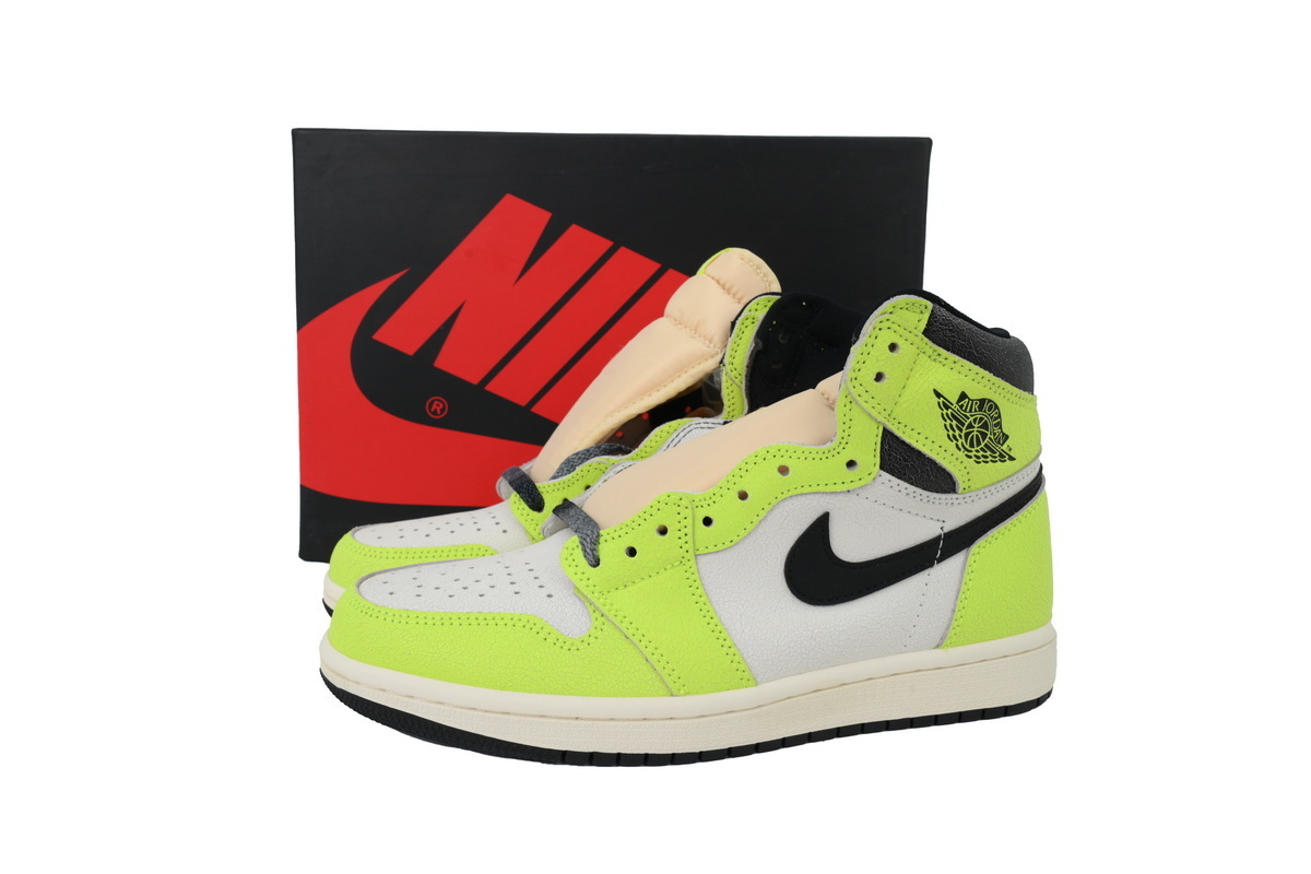 Air Jordan 1 Retro High OG 'Visionaire' 555088-702
