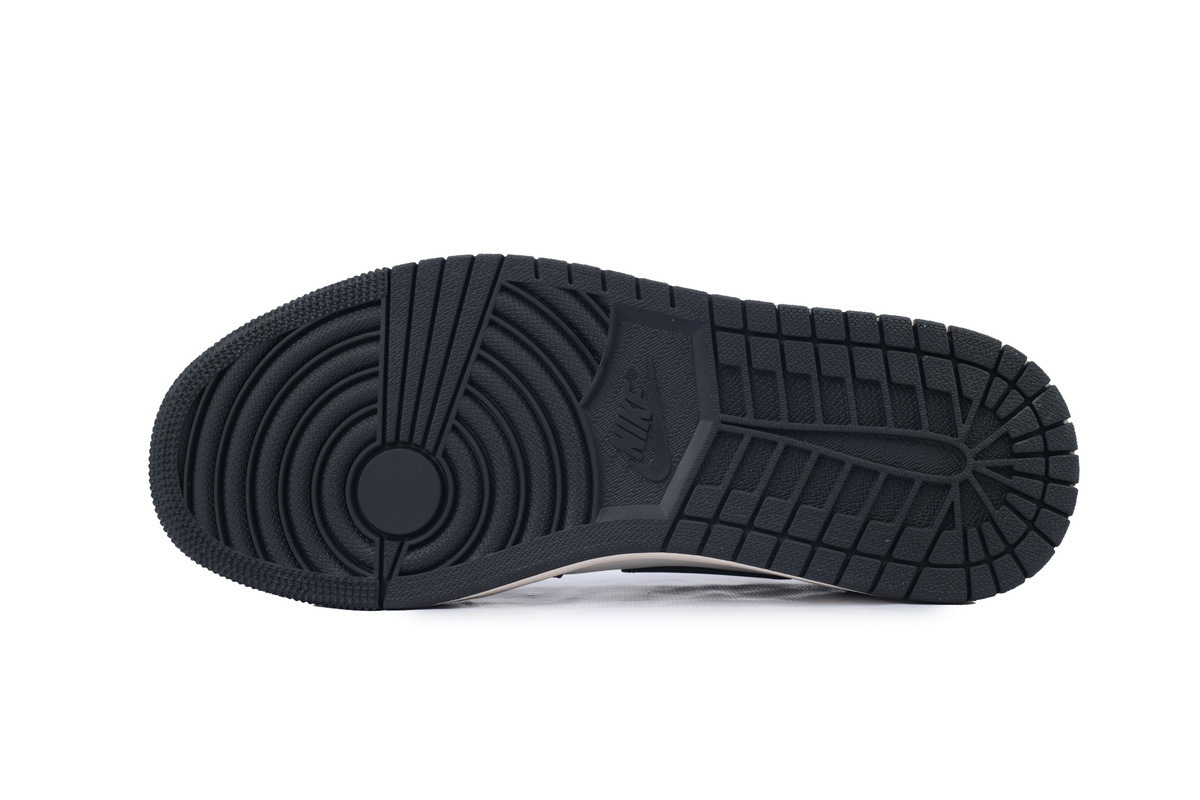 Air Jordan 1 Retro Low OG 'Mocha' CZ0790-102