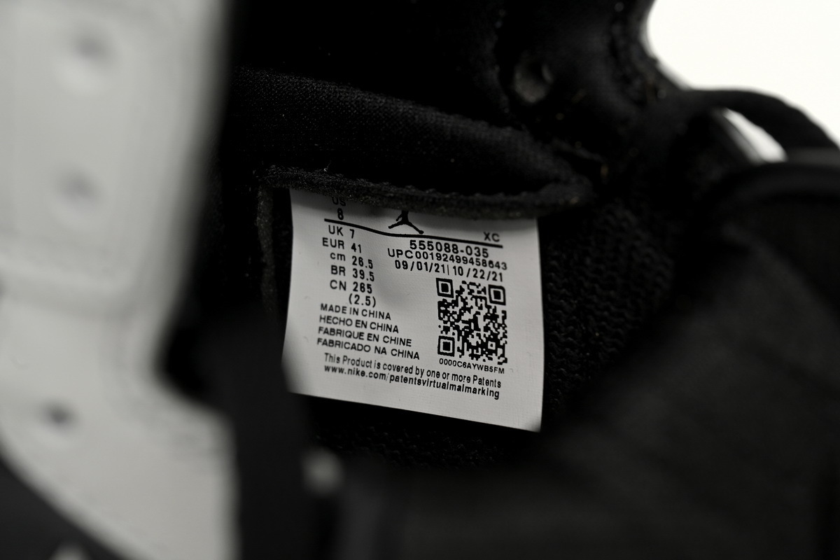 Air Jordan 1 Shadow 2.0 'Black Light Smoke Grey' 555088-035