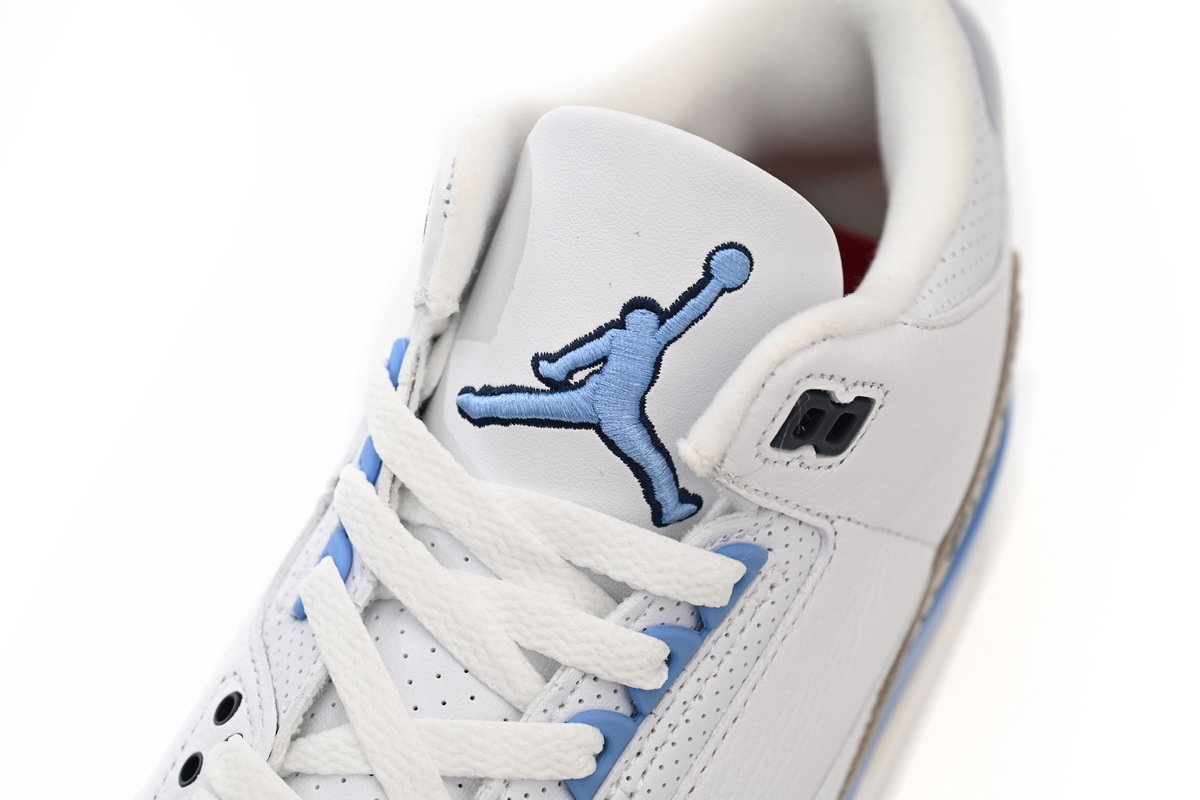 Air Jordan 3 Retro UNC CT8532-104