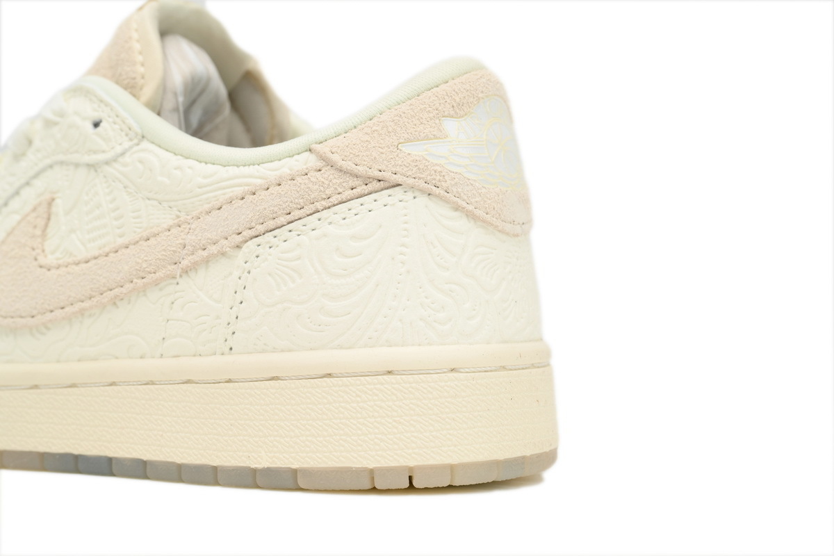 Chris Paul x Air Jordan 1 Low OG 'Give Them Flowers' FZ0455-200